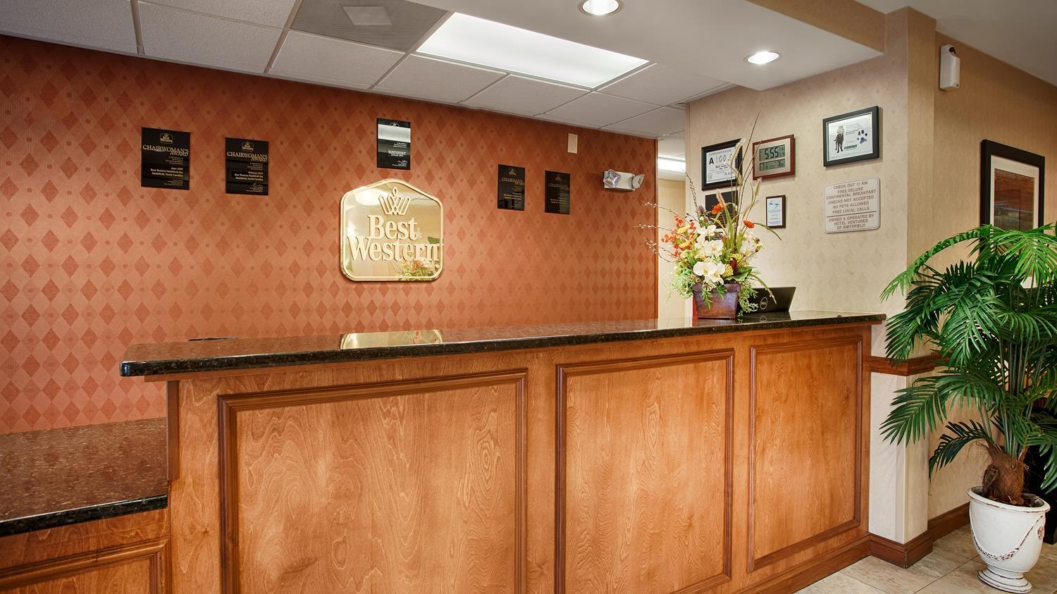 Best Western Smithfield Inn Ngoại thất bức ảnh